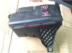 沃尔沃XC90保险丝盒