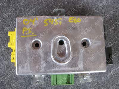 宝马520I车门电脑