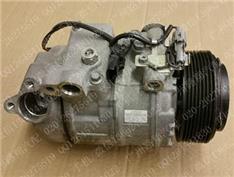 宝马528LI空调压缩机