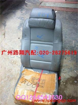 宝马X5座椅