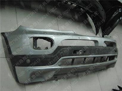 宝马X5保险杠