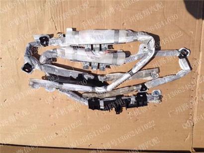 宝马X3车顶气帘