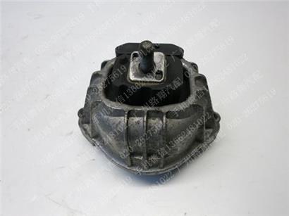 宝马318I发动机机脚胶