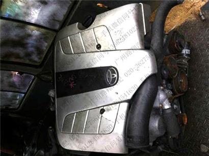 雷克萨斯LS430发动机