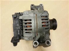 宝马316I发电机