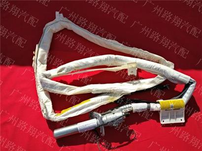 宝马740LI车顶气帘