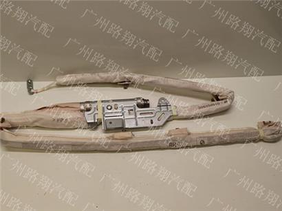 宝马745LI车顶气帘