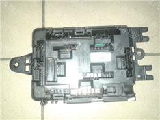 宝马120I保险丝盒