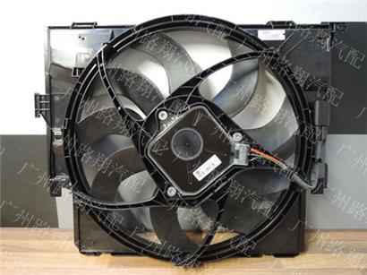 宝马328LI电子扇