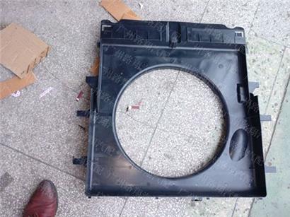 福建奔驰凌特集风罩