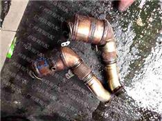 宝马GT550三元催化器