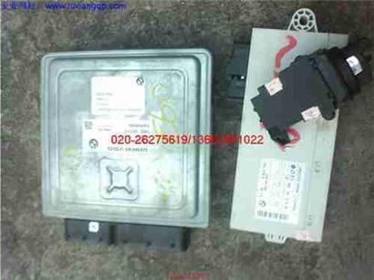 宝马535LI发动机电脑板