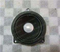 宝马520I高中低音喇叭