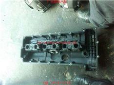 宝马125I气门室盖