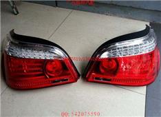 宝马520LI尾灯
