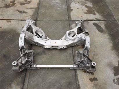 宝马525LI元宝梁