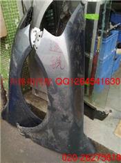 大众途锐叶子板