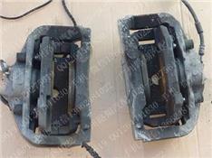 宝马750LI刹车分泵