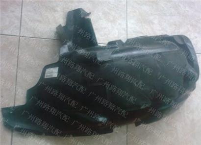 斯巴鲁森林人叶子板内衬