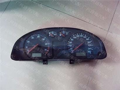 大众帕萨特仪表