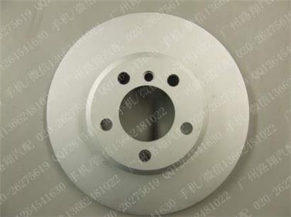 宝马745LI刹车盘