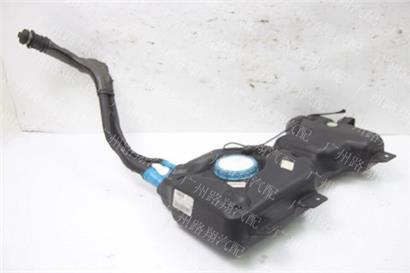 奔驰斯玛特汽油箱