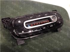 奔驰斯玛特小精灵空调控制面板