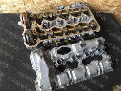 宝马GT550I汽缸盖