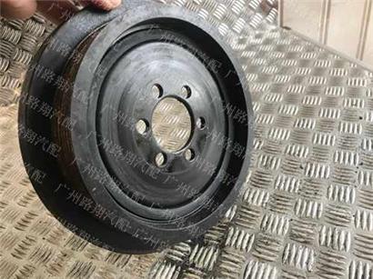 宝马525LI曲轴皮带轮