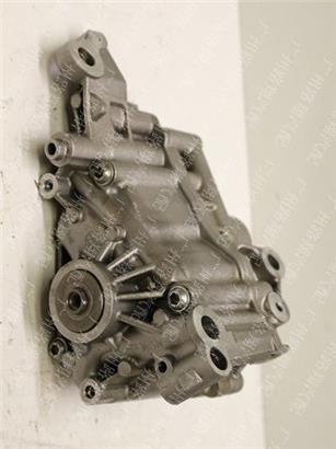 宝马GT535I机油泵