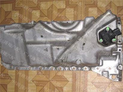 宝马525LI发动机油底壳