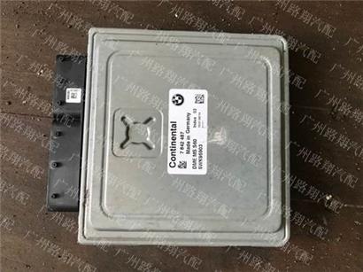 宝马M3发动机电脑板-DEM-ECU