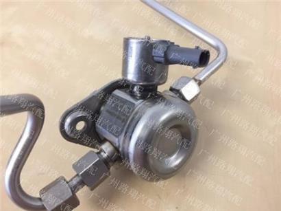 宝马M235I高压油泵 1351 8604 231