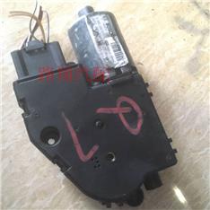 奥迪Q7天窗电机