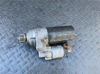 奔驰CLA180起动机-启动马达