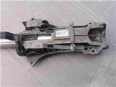 奔驰C260转向机管柱