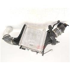 奔驰C180增压空气冷却器