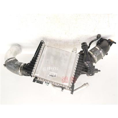 奔驰C180增压空气冷却器