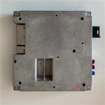 奔驰E300电子调谐器