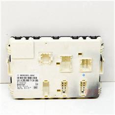 奔驰C180信号收集模块和促动装置模块