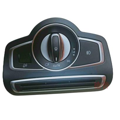 奔驰GLC200大灯开关