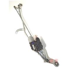 奔驰C300雨刮连动杆/臂