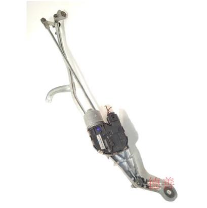 奔驰C300雨刮连动杆/臂