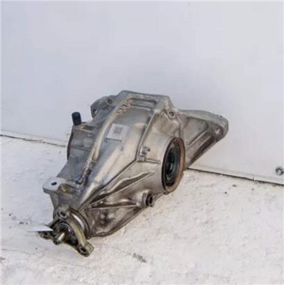 奔驰GLC300差速器