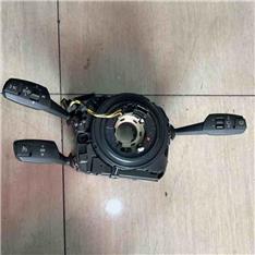 宝马E71组合开关